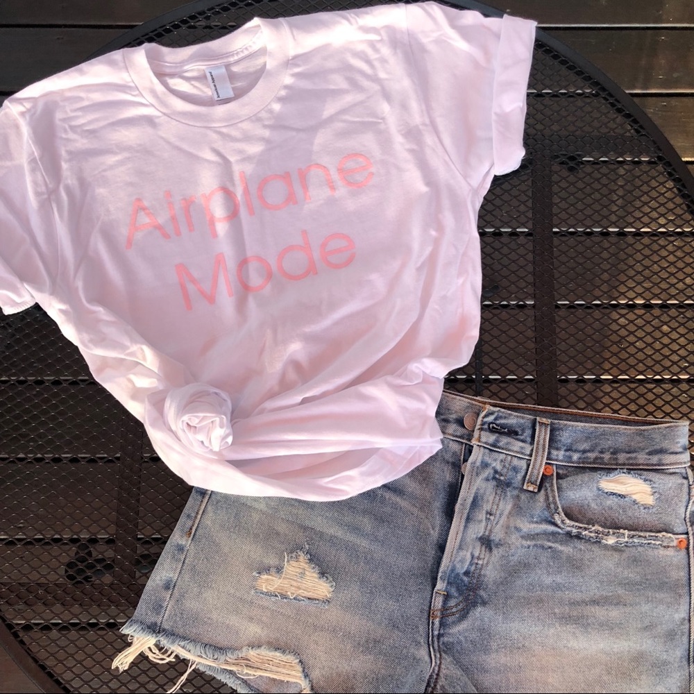 graphic tee